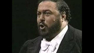 Luciano Pavarotti. 1987. Di quella pira. Madison Square Garden. New York