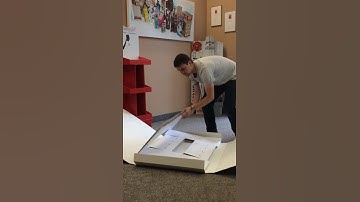 Pop-up 2 sided tower display