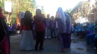 Yel yel 10-3 oppo iki