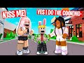 ewww 2 cheerleaders tried to ONLINE DATE ME in roblox (BROOKHAVEN)