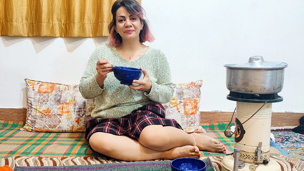 Cooking Abgoosht on a Kerosene Heater | Cozy Winter Village Life