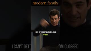 Modern Family Haley & Alex Clean The Bathroom