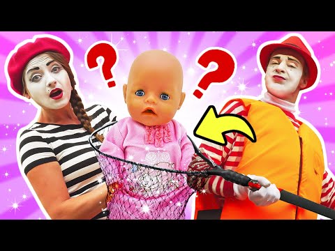 Кукла Беби Бон Эмили выпала из окна? Неловкая мама! Игры для девочек с Беби Бон
