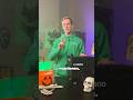 Hoe maak je dikke laaghangende rook voor Halloween? 🎃