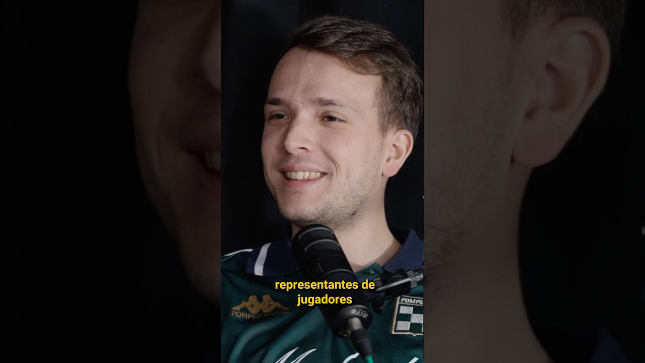 🎙️“Me han escrito jugadores y representantes de jugadores” #podcast #futbol #parati #podcastclips