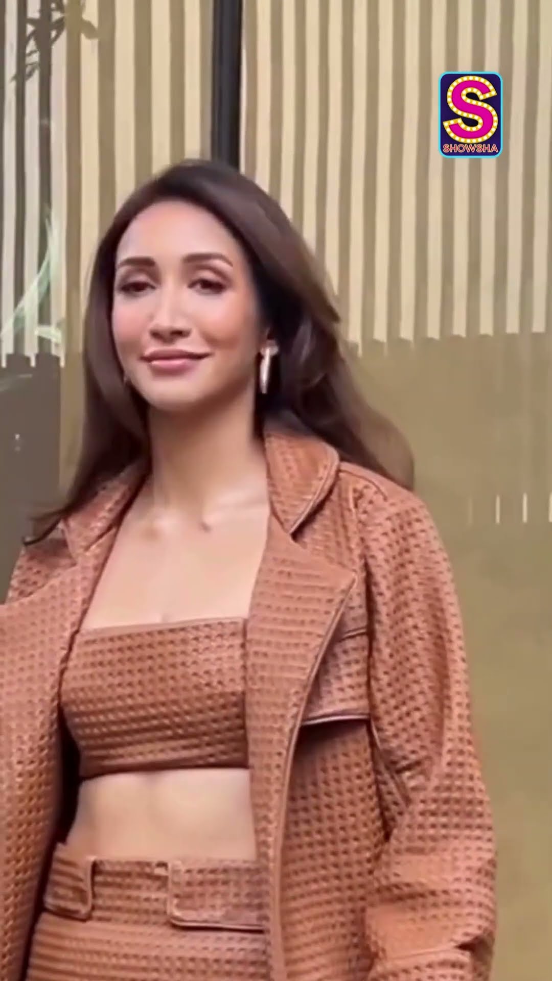Shreya Chaudhary Slays In Chic! Opts For Co-Ord Set For Her Day Out | Entertainment News | N18S