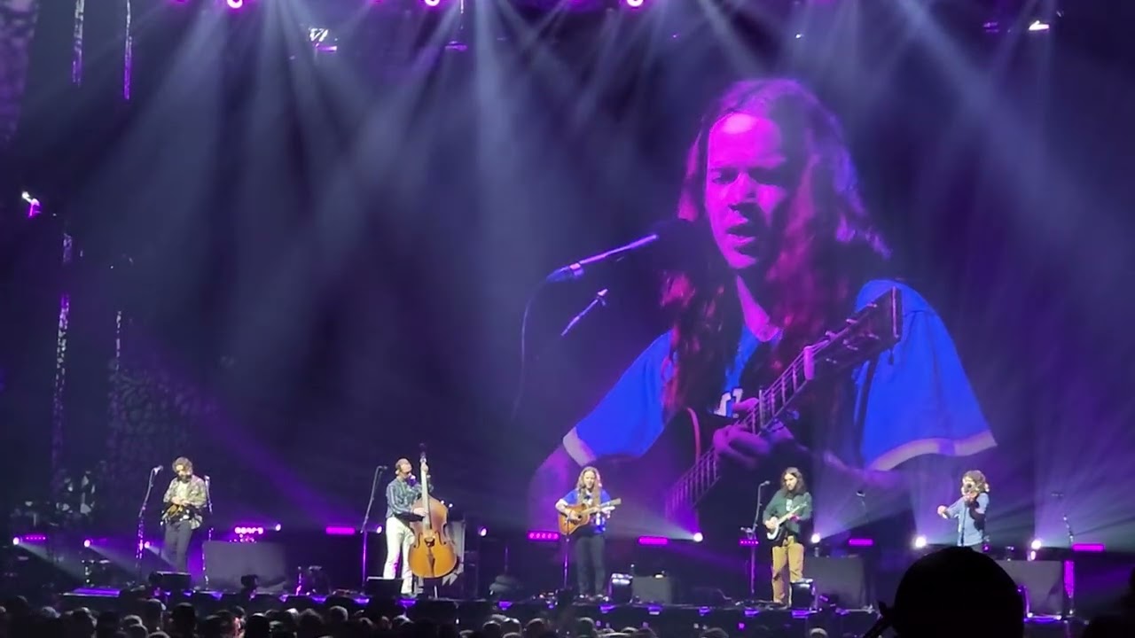 Billy Strings ~ Wait a Minute, 5/30/25, Grand Rapids MI