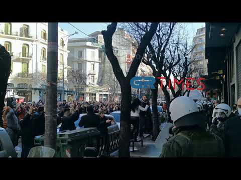 Πορεία αντιεμβολιαστων στην αγορά της Θεσσαλονίκης - GRTimes.gr