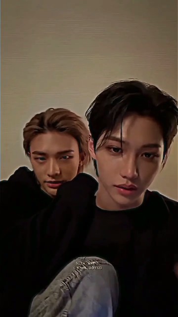 Lixie was sitting on hyunjins lap 🤧 #straykids #hyunlix #shorts