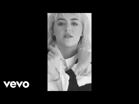 Chloe Kohanski - Come This Far mp3 ke stažení