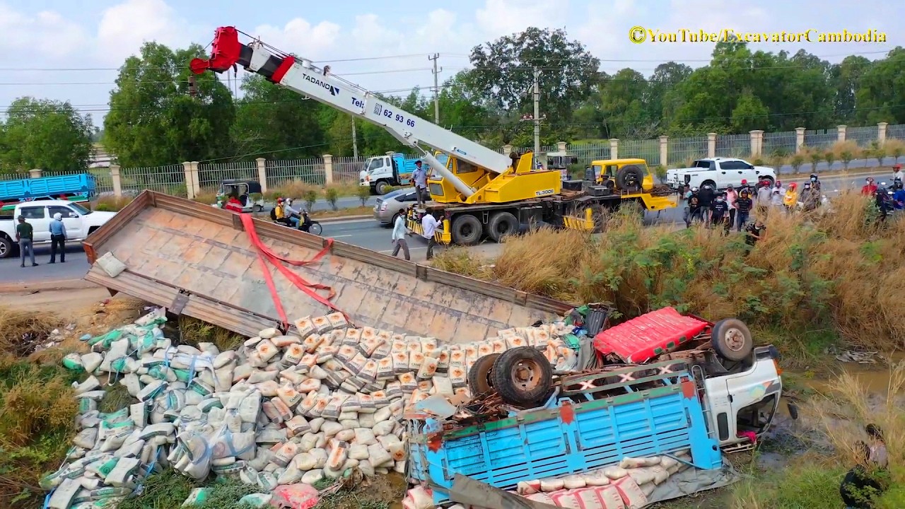 Expert Crane 12 Wheel Recovery Dump Trailer And 5t Truck Accident - Excavator VOLVO Sink Stuck Mud .