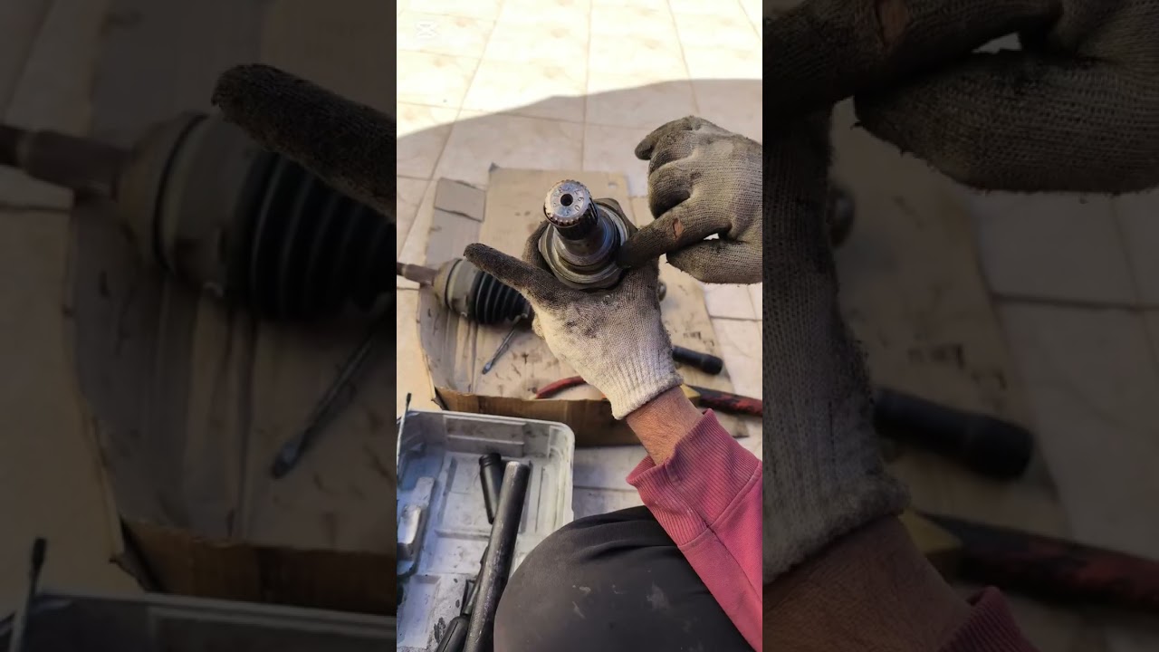 فك عكس كامري 2014 واستبدال جلدة العكس الداخلي وتشحيم شرح كامل