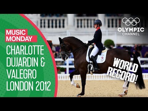 Video: A u martua charlotte Dujardin?