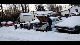 will it start? 1970 Plymouth Valiant slant six  been sitting #willitstart #mopar #plymouth #valiant