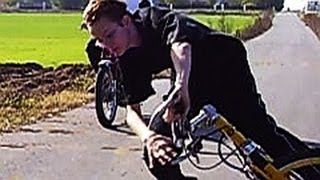 Weird bicycle crash (feat. Romet Ogar 205)