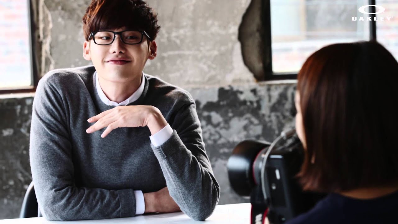 한국 최초 오클리 전속모델 '이종석' 메이킹영상_인터뷰편
