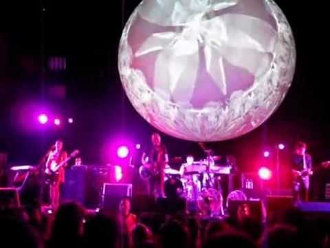 Pale Horse Smashing Pumpkins Live in Manila! Oceania Tour 08/08/12