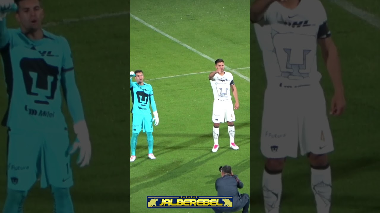 El Mejor Himno de Pumas con Mosaico de la Rebel