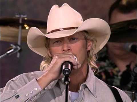 Alan Jackson - The Blues Man (Live at Farm Aid 2000) - YouTube