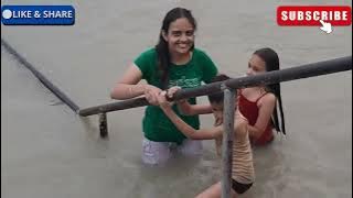 Indian Group Bath/Ganga Snan/Open Bathing