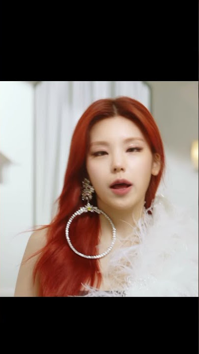 Yeji Mafia in the morning...'U never know'#kpopworld #yeji #itzy