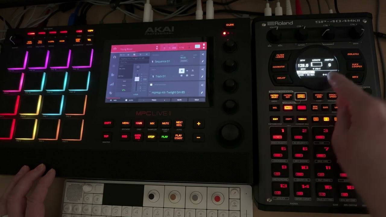 邦楽 MODELS / LAY DOWN hqdefault.jpg