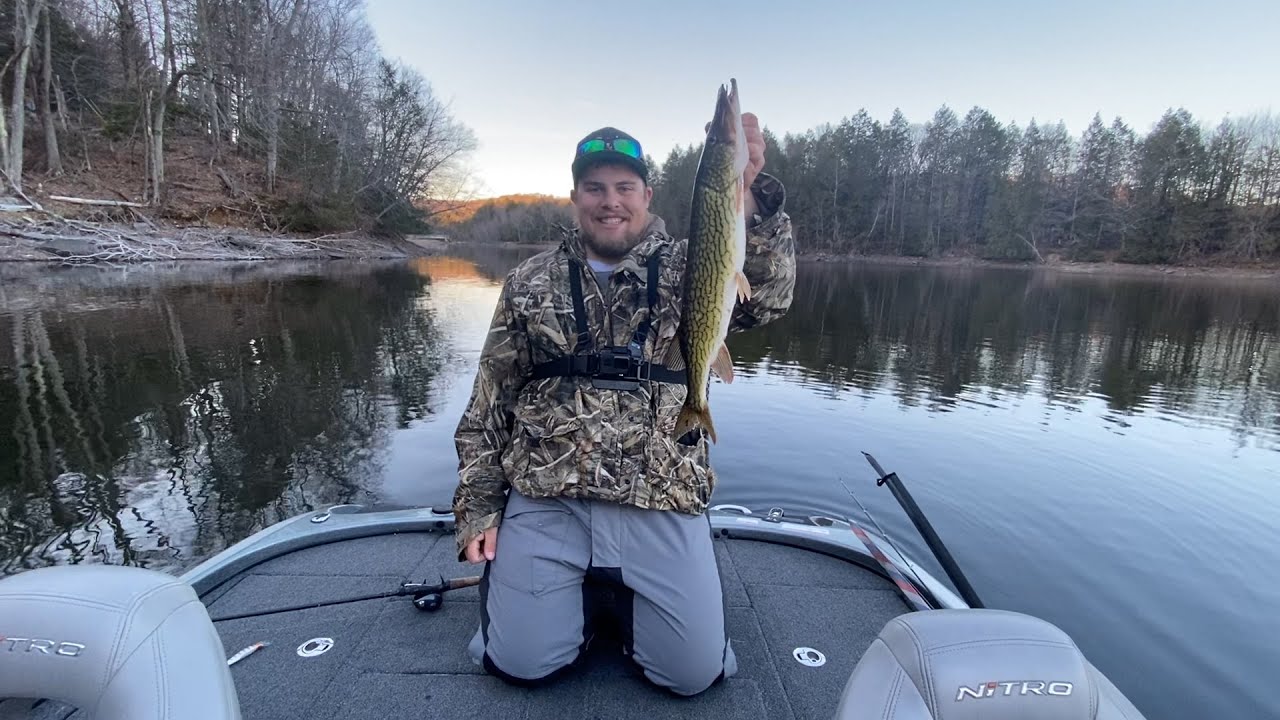 Bass Fishing Lake Wallenpaupack (Spring Time)
