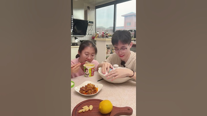 小夫妻的日常吃饭斗智斗勇！ #搞笑吃播 #food #吃货推荐官  #funny #tiktok #mukbang #夫妻 #万万没想到 #反转