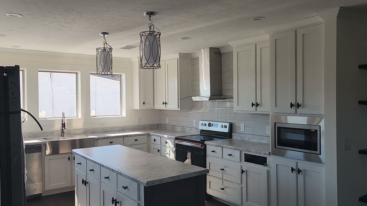 Winston Homes Kinlock Falls under $200,000!