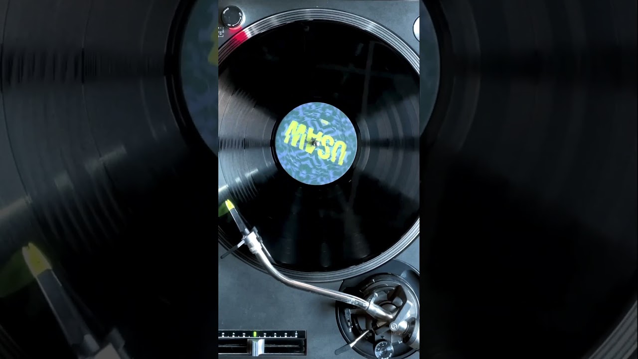 YouTube에서 USAW - Finding Yourself //// Vinyl and Digital 보기 YouTube에서 USAW - Finding Yourself //// Vinyl and Digital 보기