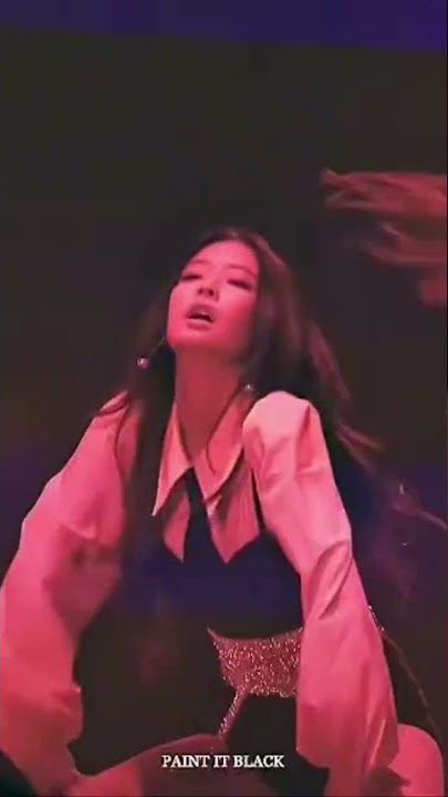 Slay and sexy #jennie #jisoo #jensoo ￼