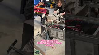 Cordless self-feeding auto dumping cargo dump vehicle with best price