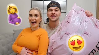 BOYFRIEND CHOOSES MY PREGNANCY OUTFITS! PLT, MATERNITY Try-On Haul