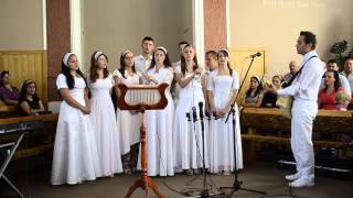 Miniatura del video "Candidatii la botez - Cred in Dumnezeu ca Tata"