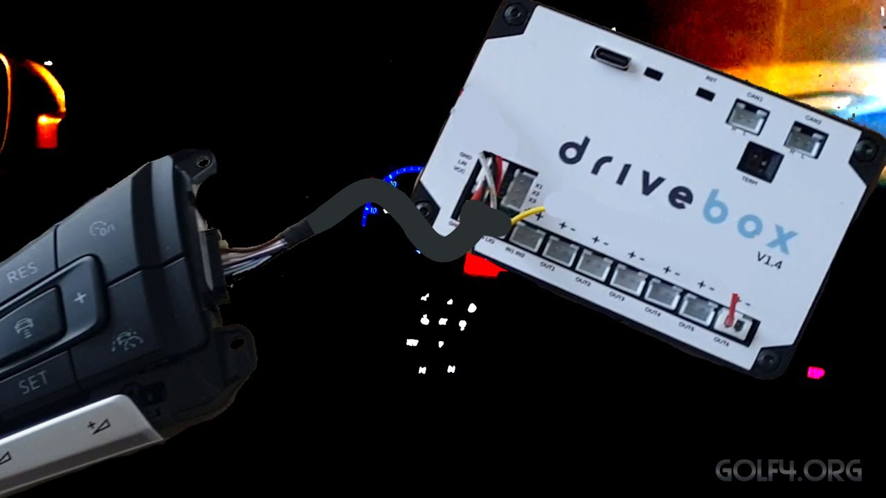 🇩🇪 Der Bora bekommt eine DriveBox für das LIN-Bus Golf 8 Multifunktionslenkrad