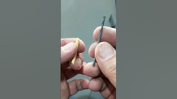 Best Way to Clamp Easily Small Drillbit into a Drill Chuck | How to #diy #youtubeshorts #shorts