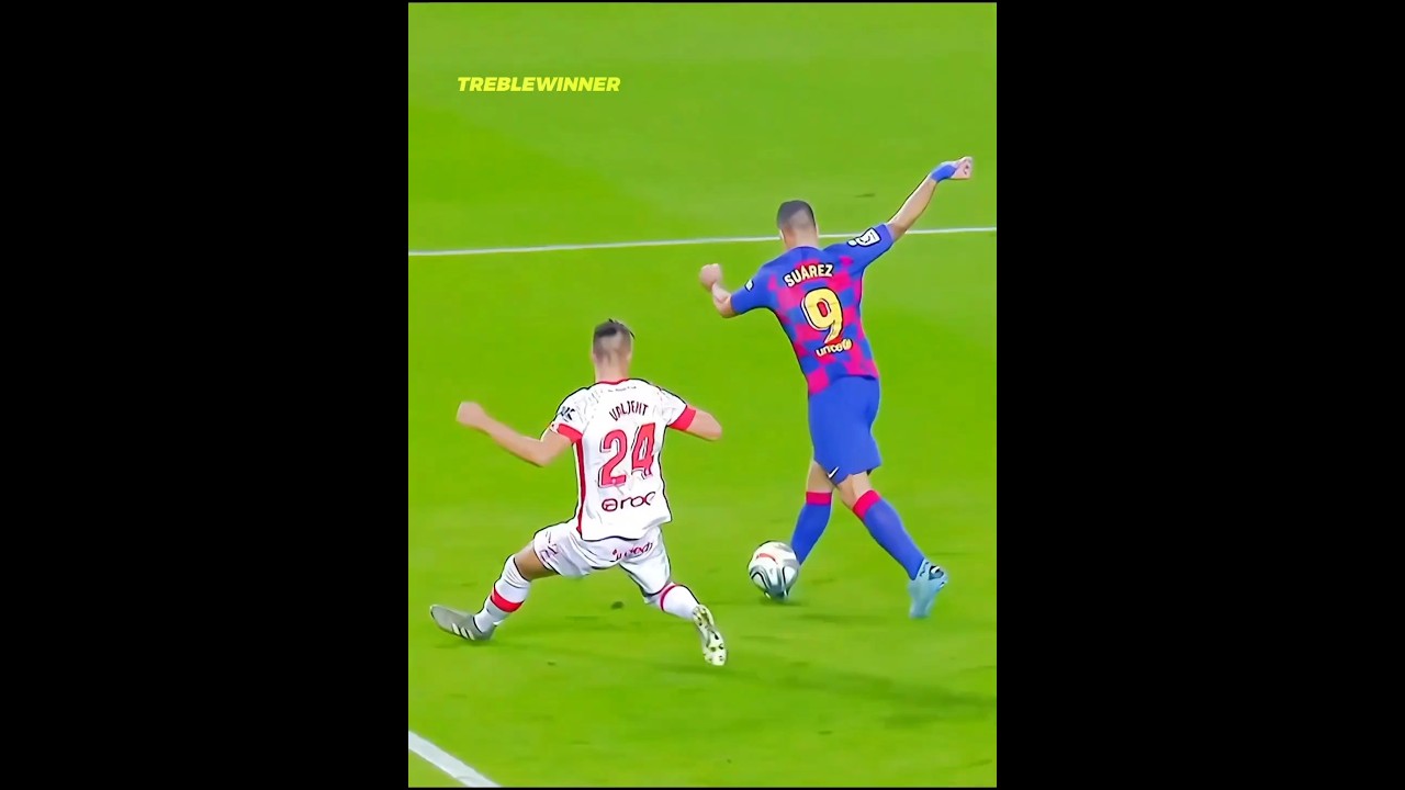 Безумные голы пяткой назад 🤩