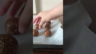 Easy Healthy No-bake dessert: date balls        #shorts #dates #iftarrecipe