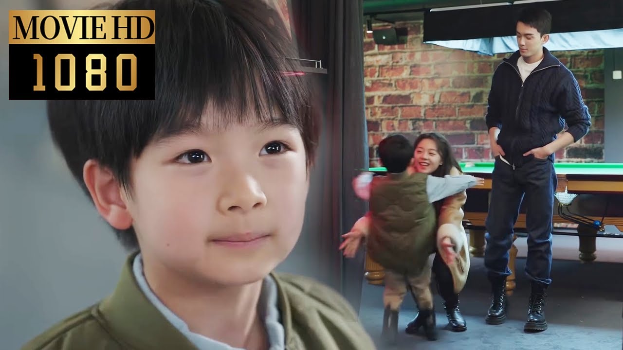 【Movie】Son inherited their talent for billiards,  they come to train with him every day. #在暴雪时分#愛情電影