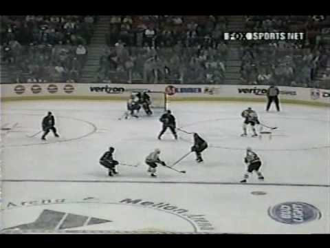 2001-02: Penguins vs. NY Islanders (11/14/2001) (Garth Snow's cheap shot on Billy Tibbetts)