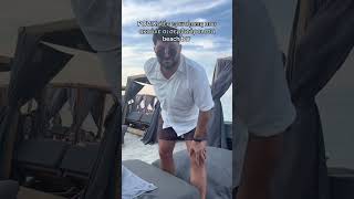Τι τρελά ακούνε οι σερβιτόροι