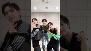 CIX 승훈 선배님과 함께 Let’s #KickIt4Now🕺💛 #CIX #승훈 #SEUNGHUN #TNX #TheNewSix #더뉴식스#은휘 #오성준 #BOYHOOD