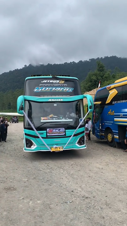Story'WA bus KOMANG VS MECCA mboiss 30 detik