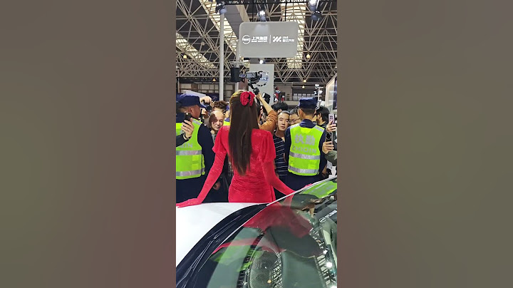 sports cars and beautiful models  tiaowenge #shortsvideo #douyin #tiktok #shorts