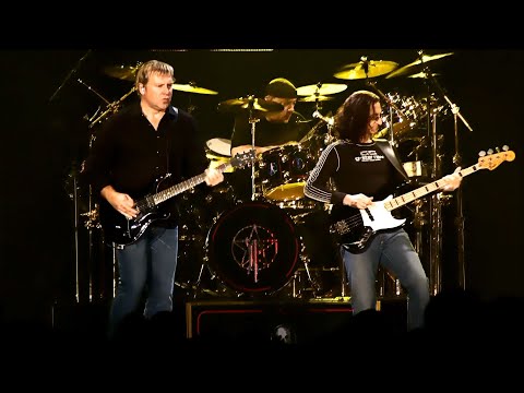 Rush ~ R30 Overture ~ R30 Tour ~ [HD 1080p] ~ 9/24/2004 at the Festhalle Frankfurt, Germany
