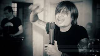 Video thumbnail of "နင္ထားခဲ့တဲ့ည - R ဇာနည္ Nin Htar Khae Tat Nya - R Zar Ni [Official MV]"