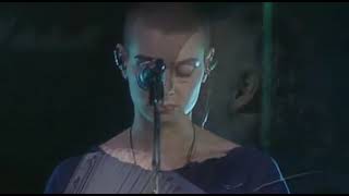 Sinéad O'Connor - Mother (Roger Waters - The Wall Live At Berlin, 1990).