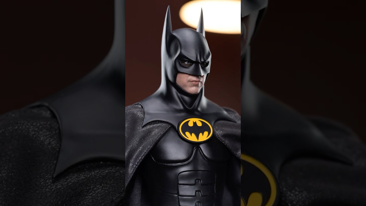 РЕАЛИСТИЧНАЯ фигурка Бэтмена за 340 долларов! — Распаковка фигурки Hot Toys Batman Returns | Перв...