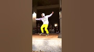 Switch Kickflip to Manual, 3 Manual Reverts, Nollie Bigspin out in Session (Skate Sim) 🙎🏿‍♂️ #shorts