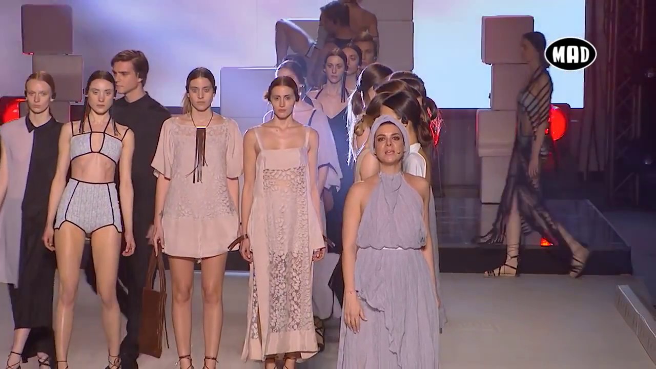 Madwalk 2017 - Ioanna Kourbela SS17 - Andriana Babali
